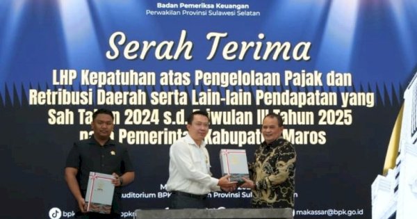 Wakil Bupati Muetazim Mansyur dan Ketua DPRD Maros Terima LHP BPK