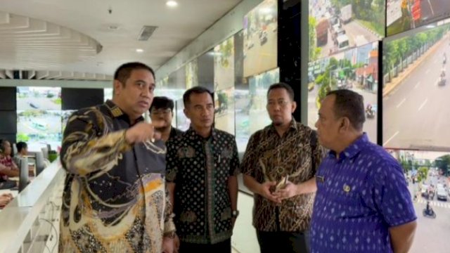 Bupati Chaidir Syam Tinjau Command Center Surabaya, Siap Diterapkan di Maros