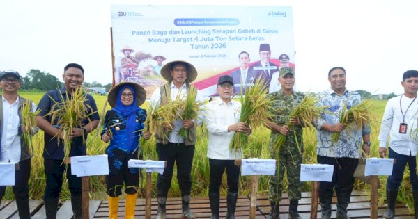 Panen Raya di Maros, Menko Pangan Zulkifli Hasan Dorong Percepatan Swasembada Pangan