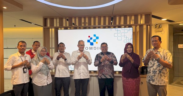 Takalar Perkuat Digitalisasi, Bupati Firdaus Bahas Layanan 112 dan Desa Digital dengan Komdigi