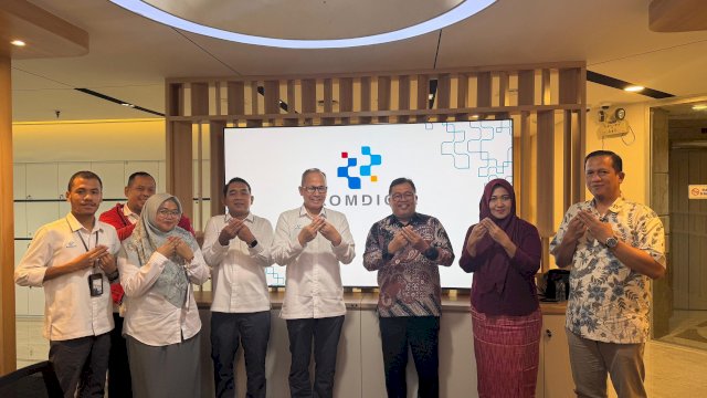 Takalar Perkuat Digitalisasi, Bupati Firdaus Bahas Layanan 112 dan Desa Digital dengan Komdigi