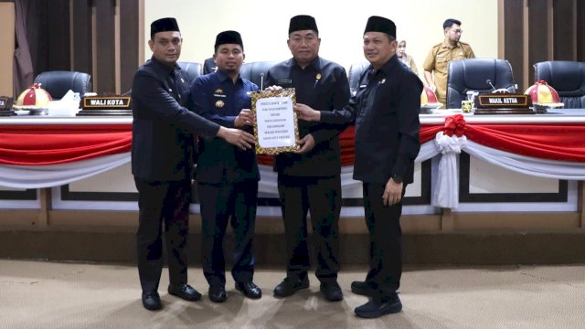 Lewat 2 Ranperda, Pemkot Parepare dan DPRD Perkuat Regulasi Industri dan Olahraga&nbsp;