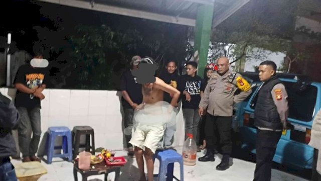 Polisi di Makassar Bubarkan Pesta Miras Jenis Ballo&nbsp;
