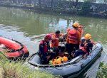 Merasa Gerah, Pria Mabuk Loncat ke Kanal Pampang&nbsp;