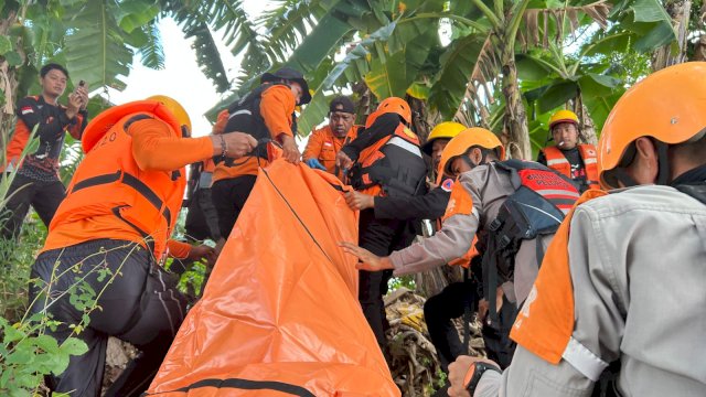 Berenang di Sungai Walanea Wajo, 2 Bocah Hilang Tereset Arus: Baru Satu Ditemukan Tewas&nbsp;