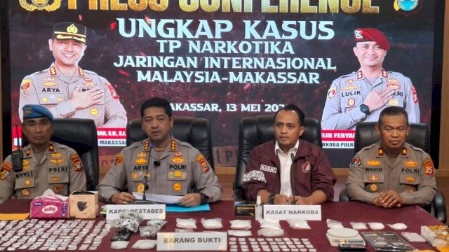 Polisi Bongkar Peredaran Narkoba Jaringan Internasional di Makassar, Sita 1,45 Kg Sabu&nbsp;