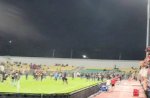 Kalah Dari Persib Bandung, Suporter PSM Makassar Kejar Pemain Hingga Bakar Jaring Gawang GBH