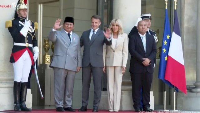 Presiden Prabowo Subianto saat bertemu dengan Presiden Prancis, Emmanuel Macron. (Foto: Tangkapan Layar YouTube Kepresidenan RI) 