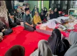 Wabup Takalar Hengky Yasin Melayat ke Rumah Duka Alm. Mustamin Dg. Bombong