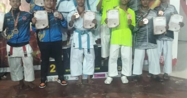 Atlet Karate Takalar Borong 11 Medali di Kejurda FORKI Sulsel