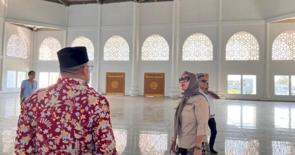 Jelang Ramadan Bupati Barru Andi Ina Kartika Tinjau Pembangunan Masjid Raya Lasinri