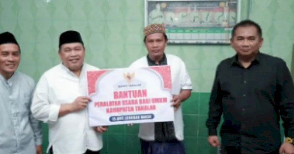Safari Ramadan di Cikoang, Bupati Takalar Salurkan Bantuan untuk Warga dan UMKM