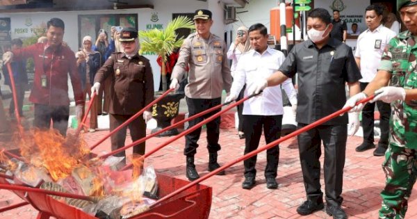 Wali Kota Parepare Hadiri Pemusnahan Barang Rampasan, Tegaskan Komitmen Berantas Narkoba