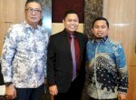 Wali Kota Parepare Tasming Hamid Hadiri Ujian Promosi Doktor Yasir Mahmud di Makassar