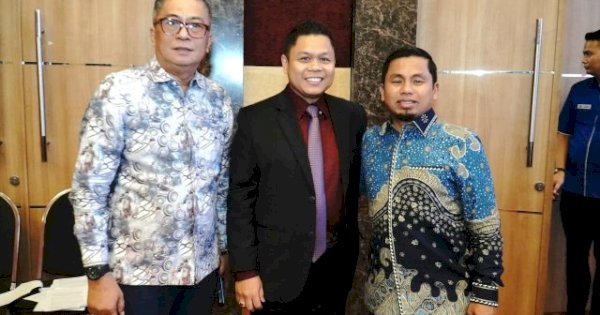 Wali Kota Parepare Tasming Hamid Hadiri Ujian Promosi Doktor Yasir Mahmud di Makassar