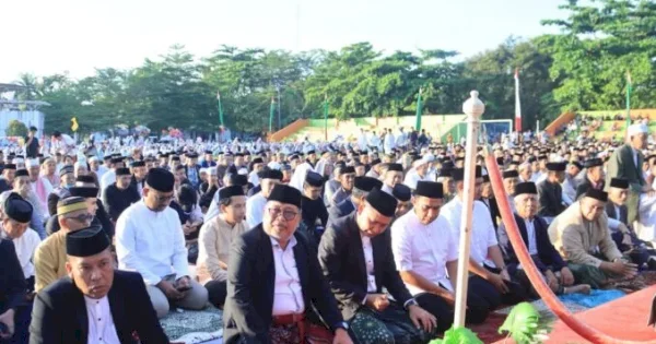 Salat Idul Adha Bersama Ribuan Jamaah, Bupati Takalar Tekankan Pentingnya Kebersamaan