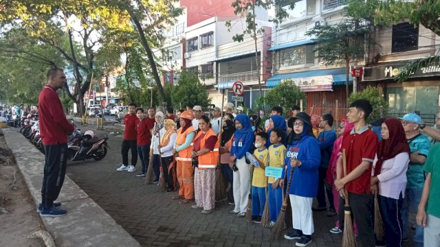 Peringati HLH 2026, Kecamatan Ujung Pandang Angkut 108 Kilogram Sampah dari Laut dan Pesisir Losari