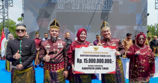 Gubernur Sulsel Gelontorkan Bantuan Keuangan Rp15 Miliar untuk Luwu Timur di Hari Jadi ke-23