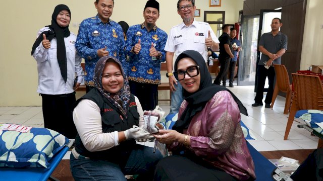 Peringati Hari Donor Darah, Bupati Barru Andi Ina Kartika Tegaskan Dukung Kegiatan PMI
