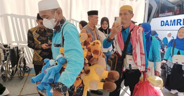 Potret Kedatangan Jemaah Haji Asal Papua, Didominasi Bugis-Makassar dan Jawa 