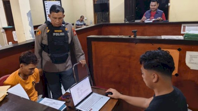 Ancam Anggota Polisi Pakai Parang Saat Melintas, Pria di Makassar Diringkus&nbsp;