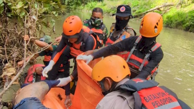Tim SAR Temukan Lansia Yang Hanyut di Sungai Bulu Tanah Bone, Kondisinya Meninggal Dunia&nbsp;