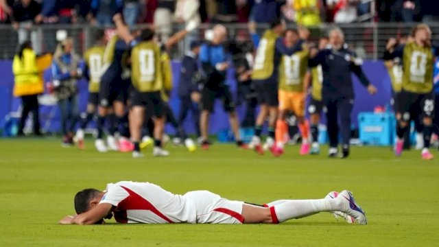 Potret pemain Timnas Turki usai takluk dari Paraguay 0-1 pada laga kedua Grup D, Sabtu (20/6/2026). (Foto: Reuters) 