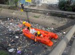 Respon Aduan Warga, Walikota Makassar Kerahkan Tim Gabungan Bersihkan Sampah di Kanal Bara-Baraya