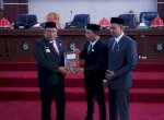 Pemkab Takalar Serahkan Ranperda LPJ APBD 2025, Bupati: WTP Harus Diiringi Peningkatan Kinerja