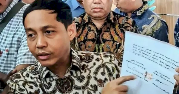 Raja Juli Kembalikan Amplop Bupati, KPK Tetap Telusuri Kaitan dengan Kasus HPT