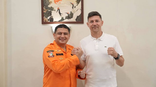 Wali Kota Makassar, Munafri Arifuddin (kiri) Pelatih PSM Makassar, Darije Kalezic (kanan). (Foto: Istimewa) 