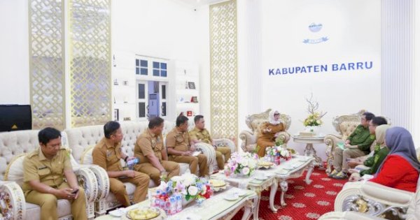 Bupati Barru Andi Ina Kartika Dukung KKN Profesi Kesehatan Unhas di 40 Desa