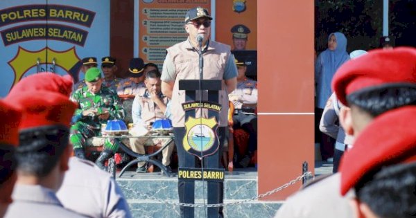 Pimpin Apel PAM Pilkades, Wabup Barru Ingatkan Aparat Jaga Netralitas dan Stabilitas