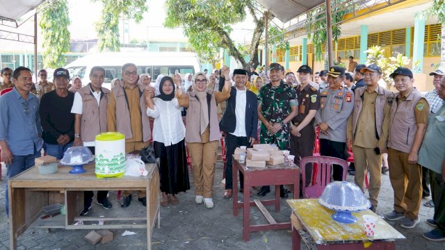 Bupati dan Forkopimda Pantau Pilkades Serentak, Andi Ina Ajak Warga Jaga Kondusivitas
