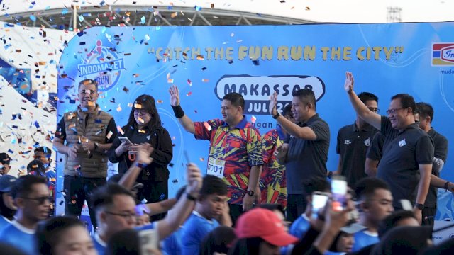Wali Kota Munafri Lepas Peserta Indomaret Fun Run 2026, Dorong Gaya Hidup Sehat di Makassar