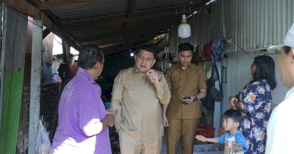 Wali Kota Makassar Tinjau Lorong Kerung-Kerung, Pastikan Air PDAM Mengalir ke Rumah Warga