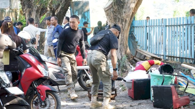 Pulihkan Fungsi Ruang Publik, Satpol PP Tertibkan Bangunan Liat di Eks Stadion Mattoanging&nbsp;