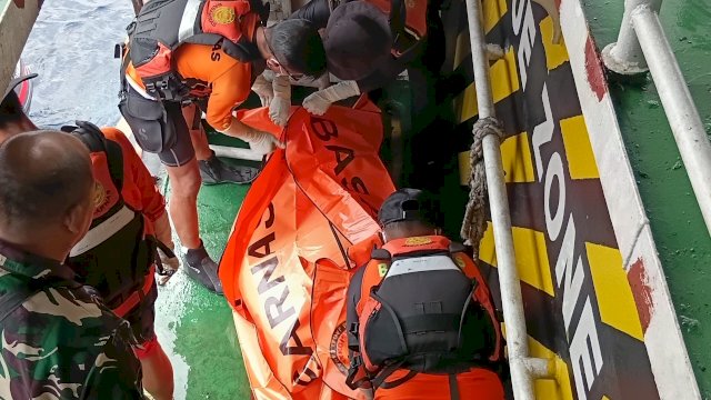 Diduga Korban KM Nurul Salsa, Tim SAR Gabungan Temukan Jenazah Perempuan di Perairan Pangkep