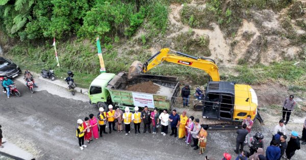 Gubernur Sulsel Ground Breaking Ruas Rantepao-Pangala-Baruppu, Minta Dukungan Masyarakat