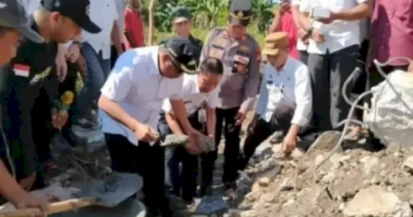 Bupati Takalar Laksanakan Peletakan Batu Pertama Pembangunan Irigasi Di Polsel