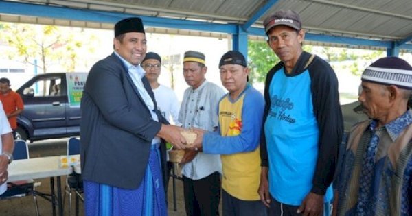 Pemkab Maros Salurkan 857 Kilogram Daging Kurban untuk Warga Kurang Mampu