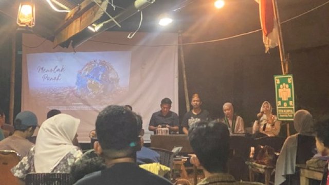 Kadis DLH Maros Hadiri Dialog Lingkungan Oi Maros, Soroti Pentingnya Kolaborasi Penanganan Sampah