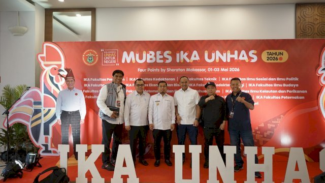 Tasming Hamid Ikuti Pembukaan Mubes IKA Unhas di Makassar, Perkuat Jejaring dan Sinergi
