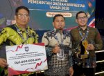 Wali Kota Tasming Hamid Terima Penghargaan Kemendagri, Parepare Berprestasi Tekan Pengangguran