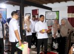 Wali Kota Tasming Tinjau Lokasi Produksi Inovasi Srikandi Berdaya Srikandi, Dorong Peningkatan Ekonomi Perempuan Pesisir