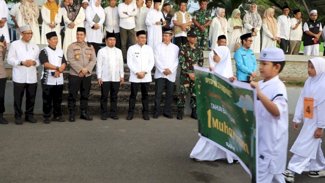 Tasming Hamid dan Hermanto Lepas Pawai Muharram Sambut Tahun Baru Islam 1448 H