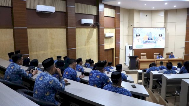 Wali Kota Tasming Hamid Pimpin Rapat Koordinasi Strategis, Tekankan Sinergi Perangkat Daerah