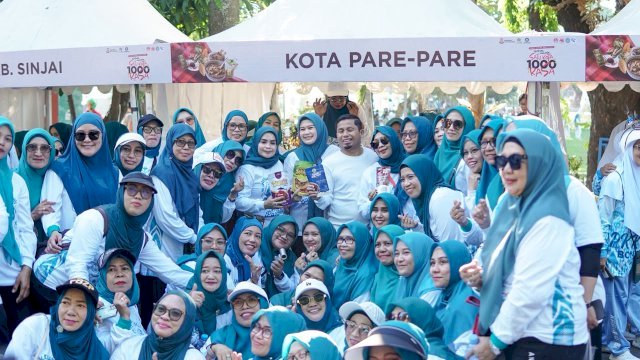 Tasming Hamid Ikuti Jalan Sehat Anti Mager HKG PKK dan HUT Dekranas 2026