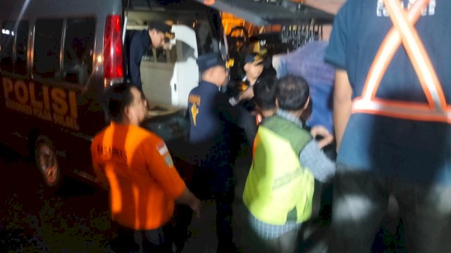 Jenazah Korban KMP Mutiara Sentosa 2 Tiba di Makassar&nbsp;