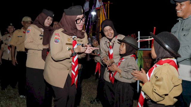 Bupati dan Wabup Barru Tinjau Perkemahan Pramuka di Balusu dan Soppeng Riaja